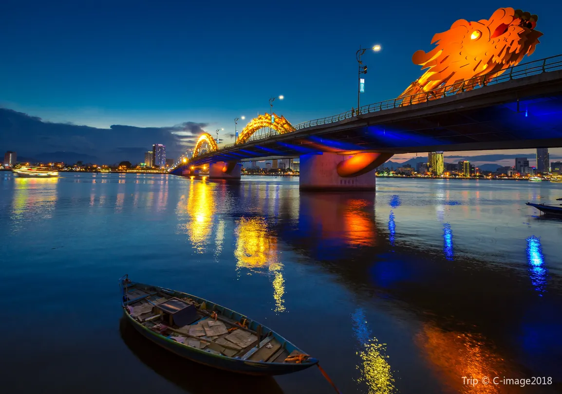 龍橋、韓江畔