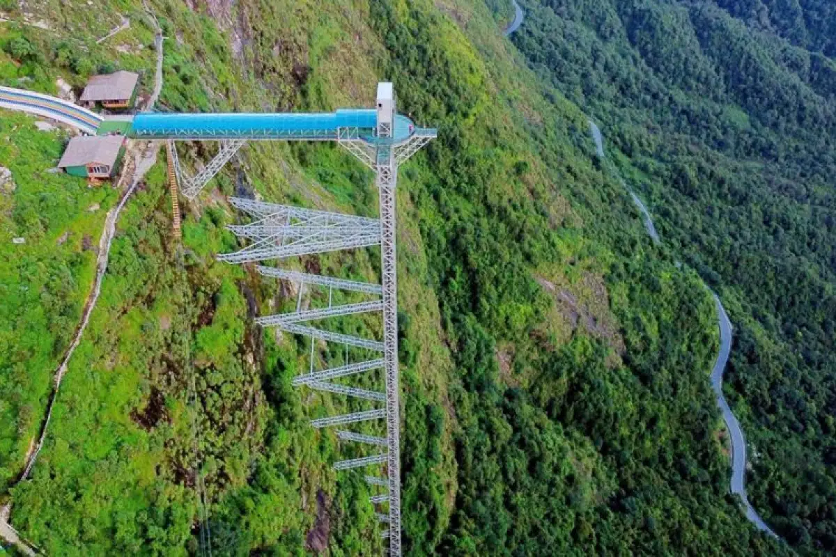龍雲玻璃橋