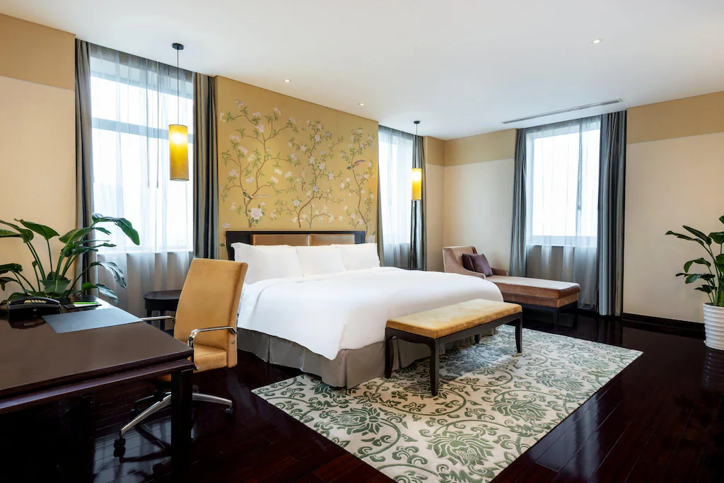 Holiday Inn Shanghai Pudong