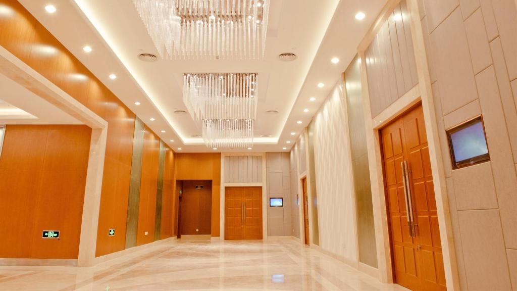 Holiday Inn Shanghai Pudong