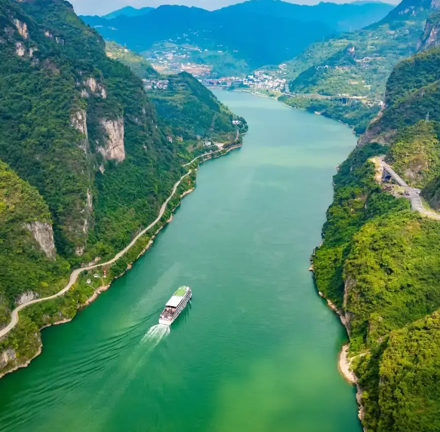 兩壩一峽