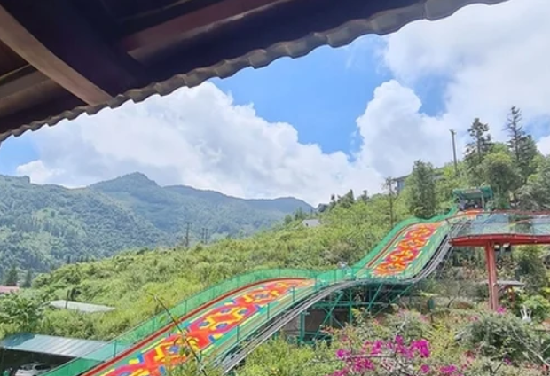 夢幻彩虹坡